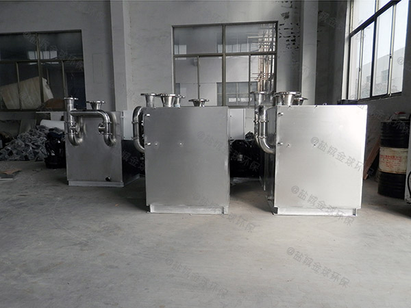 卫浴单泵污水隔油提升器排水管安装示意图