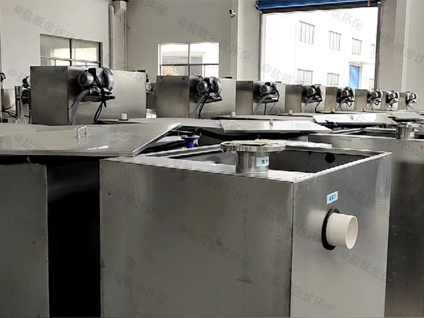 地下自动餐厨油水分离器施工方案